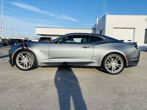 Used 2019 Chevrolet Camaro SS image 5