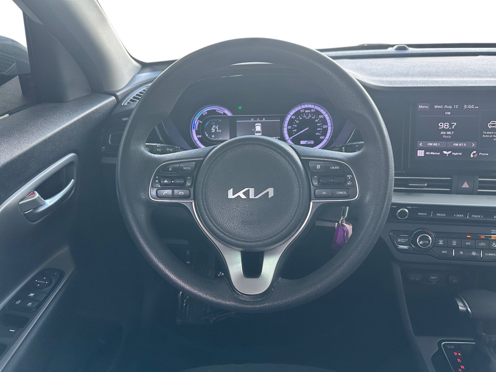 Used 2022 Kia Niro LX FWD image 12