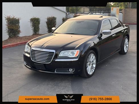 Used 2011 Chrysler 300 C w/ Sound Group RWD image 1