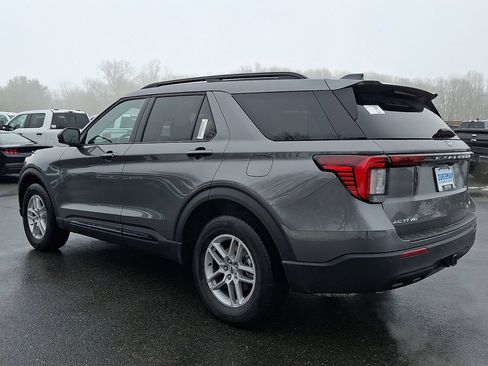 New 2026 Ford Explorer Active AWD/4WD image 3