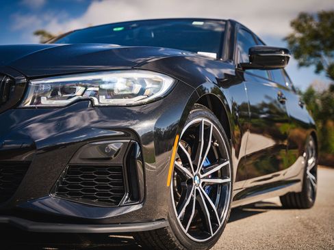 Used 2021 BMW M340i w/ Premium Package image 3