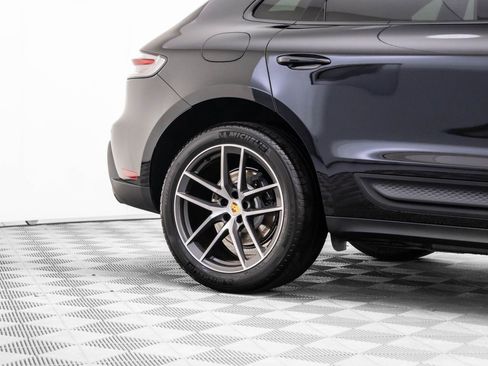 Certified 2026 Porsche Macan AWD/4WD image 35