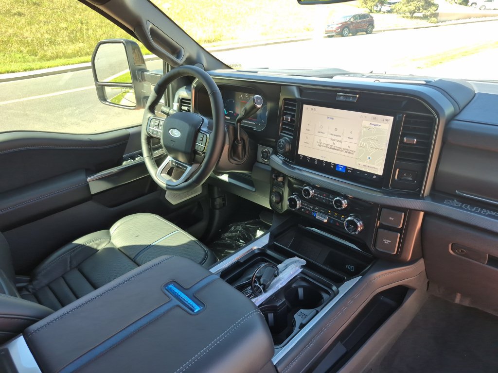 New 2026 Ford F250 Platinum w/ Tremor Off-Road Package AWD/4WD image 30