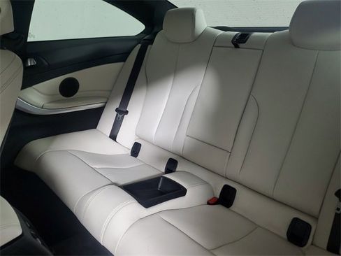 Used 2019 BMW 430i Coupe w/ Convenience Package image 12