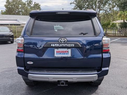 Used 2023 Toyota 4Runner TRD Off-Road Premium w/ Moonroof Package AWD/4WD image 4