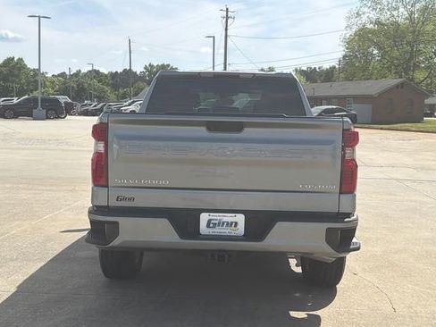 Used 2023 Chevrolet Silverado 1500 Custom AWD/4WD image 6
