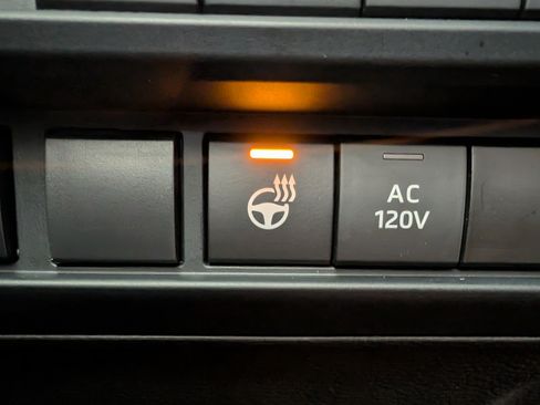 Used 2022 Toyota Tundra TRD Pro AWD/4WD image 33