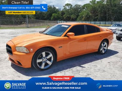 Used 2014 Dodge Charger R/T w/ Wheels & Tunes Group