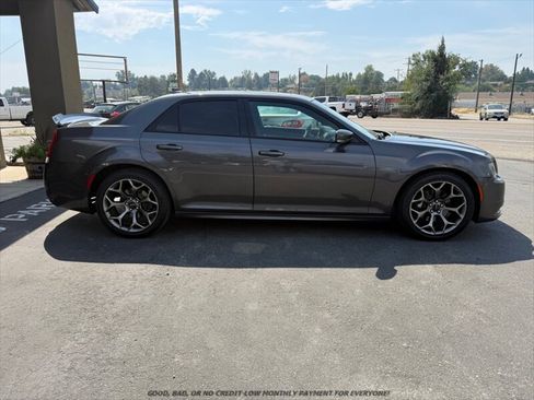 Used 2015 Chrysler 300 S w/ 300S Premium Group RWD image 9