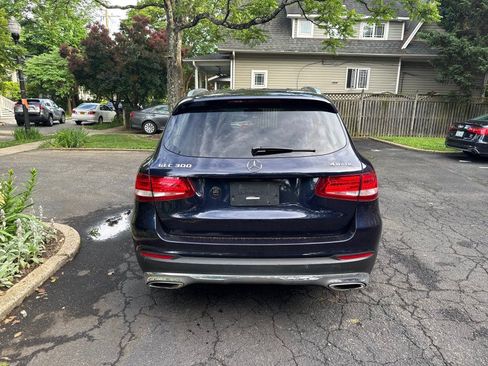 Used 2016 Mercedes-Benz GLC 300 4MATIC image 9