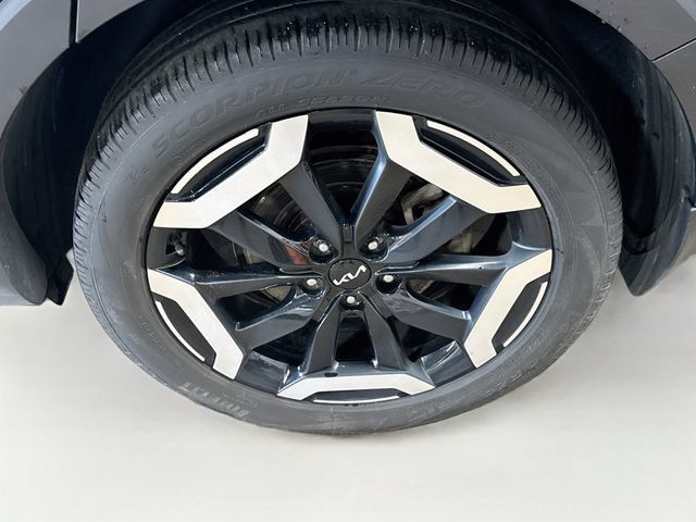 Used 2024 Kia Telluride EX w/ EX Captain's Chair Package AWD/4WD image 10