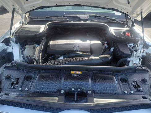 Used 2020 Mercedes-Benz GLE 350 4MATIC image 39