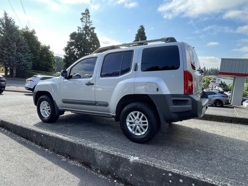 Used 2015 Nissan Xterra S AWD/4WD image 5