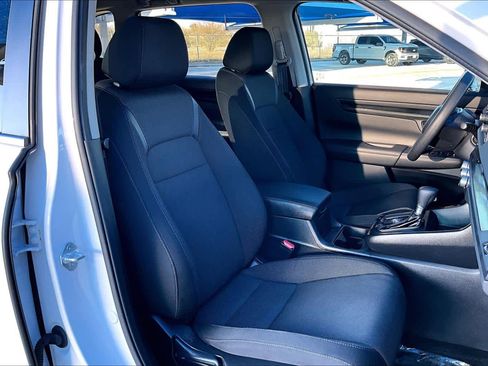 Used 2024 Honda CR-V EX image 9