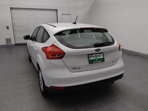 Used 2018 Ford Focus SE FWD image 6