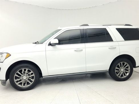 Used 2020 Ford Expedition Limited image 2