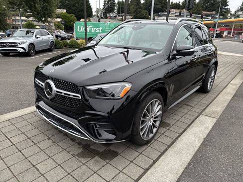Used 2024 Mercedes-Benz GLE 450 4MATIC image 1