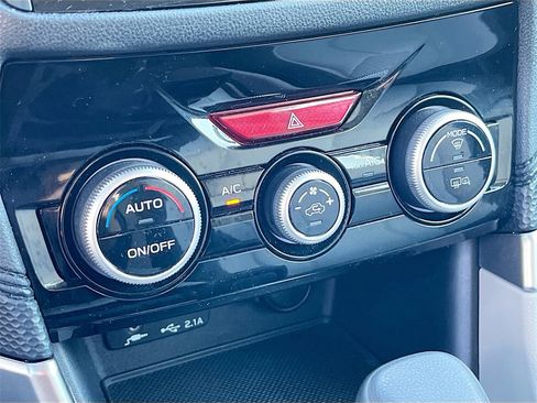 Used 2023 Subaru Forester Premium w/ Popular Package #3 image 15