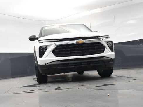 New 2026 Chevrolet TrailBlazer LS w/ LS Convenience Package AWD/4WD image 18