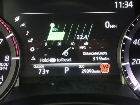 Used 2025 Toyota Highlander LE FWD image 42