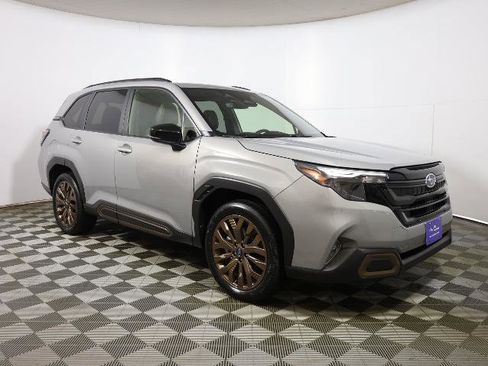 Used 2025 Subaru Forester Sport image 4