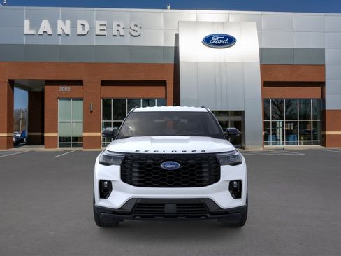 New 2026 Ford Explorer ST-Line w/ ST-Line Street Pack RWD image 6