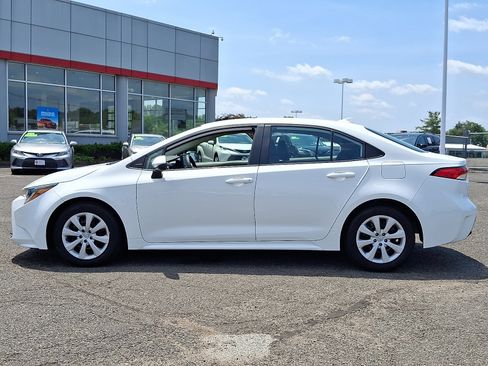 Certified 2023 Toyota Corolla LE image 4