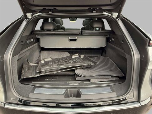 Used 2025 Cadillac Lyriq Luxury w/ LPO, Floor Liner Package image 17