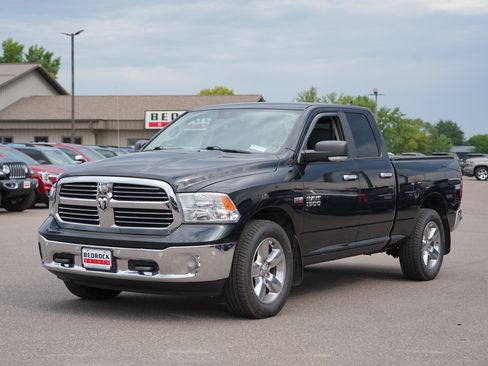 Used 2017 RAM 1500 Big Horn AWD/4WD image 7