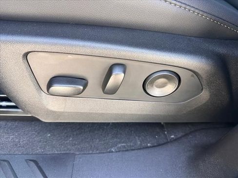 New 2026 GMC Canyon Elevation w/ Convenience Package image 25