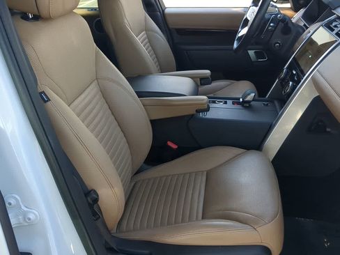 Used 2023 Land Rover Discovery HSE R-Dynamic image 25