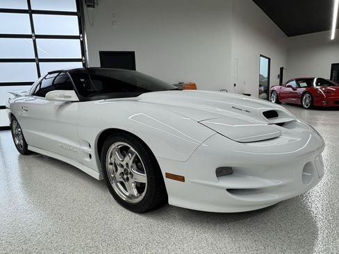 Used 1998 Pontiac Firebird Formula RWD image 20
