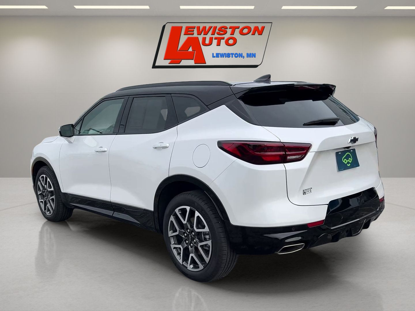 Certified 2025 Chevrolet Blazer RS w/ Enhanced Convenience Package AWD/4WD image 3
