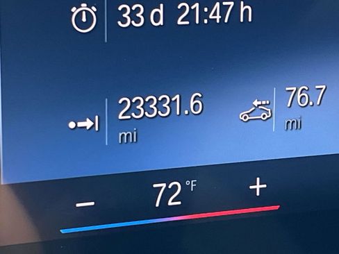 Used 2024 BMW M240i xDrive Coupe w/ Premium Package image 8