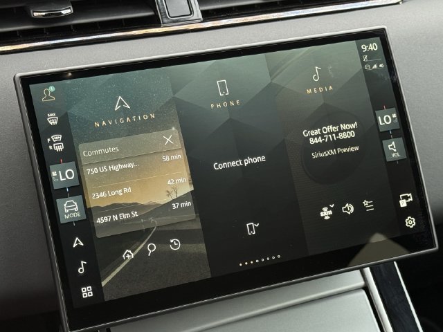 Used 2024 Land Rover Range Rover Evoque S AWD/4WD image 18