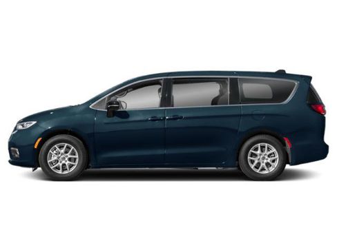 Certified 2025 Chrysler Pacifica Limited image 2