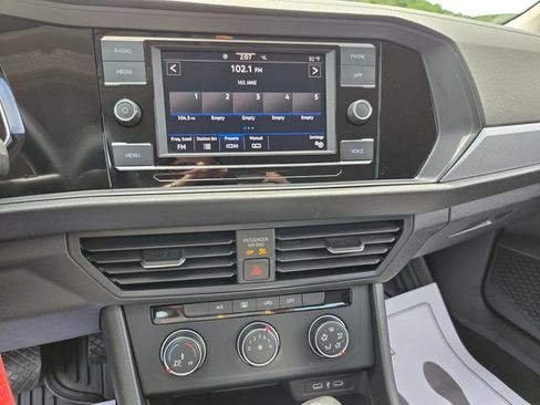 Used 2024 Volkswagen Jetta S FWD image 25