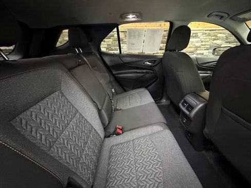 Used 2024 Chevrolet Equinox LT AWD/4WD image 34