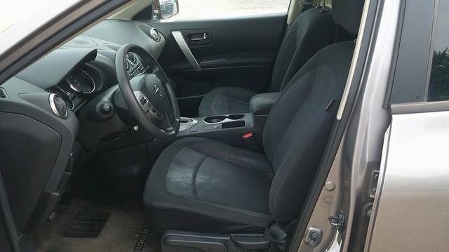 Used 2015 Nissan Rogue S w/ Convenience Package AWD/4WD image 5