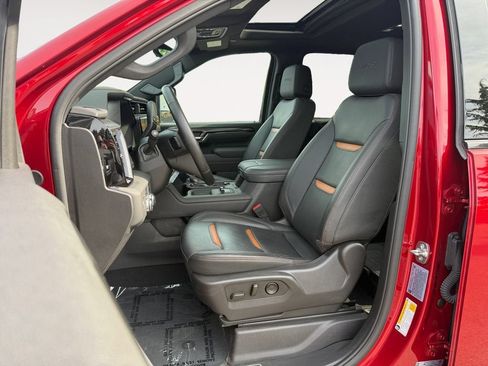 Used 2025 GMC Sierra 3500 AT4 w/ AT4 Premium Plus Package AWD/4WD image 6