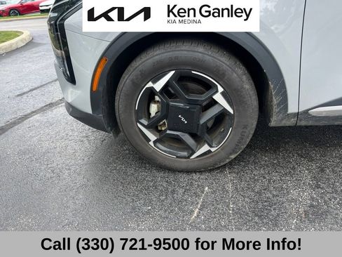 Certified 2026 Kia Sportage EX FWD image 17
