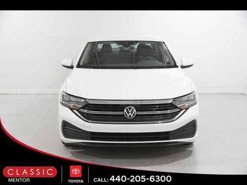 Used 2024 Volkswagen Jetta S image 2
