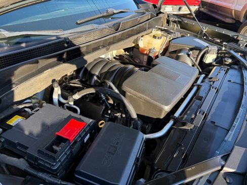 Used 2021 GMC Yukon SLT w/ SLT Luxury Plus Package image 13