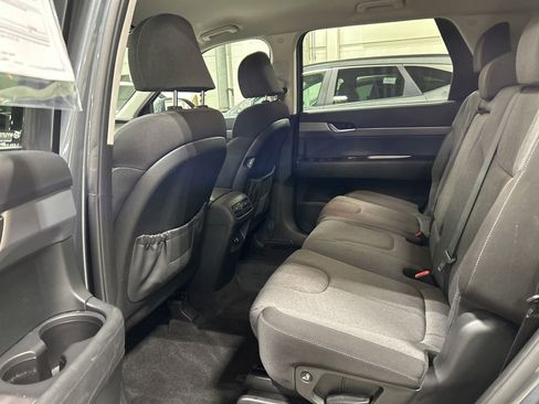 Used 2021 Hyundai Palisade SE w/ Cargo Package image 24