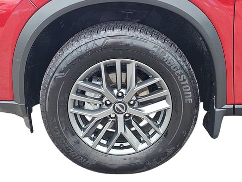 Used 2025 Nissan Rogue S FWD image 26