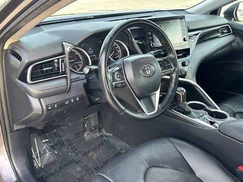 Used 2023 Toyota Camry XLE w/ Cold Weather Package FWD image 18
