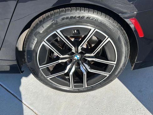 Certified 2023 BMW 740i w/ Parking Assistance Package image 30