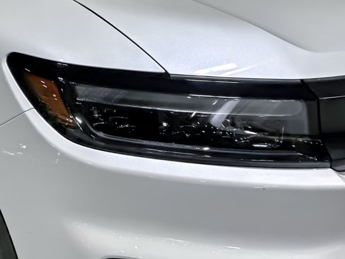 Used 2024 Honda Prologue Touring image 12