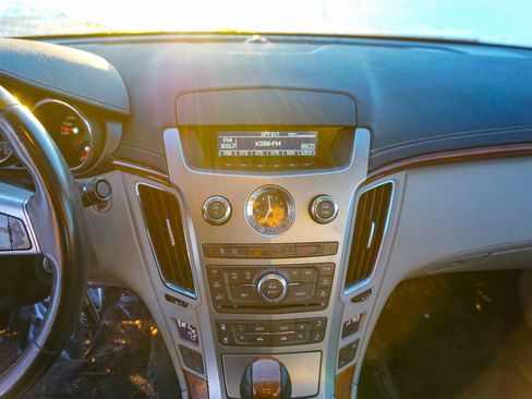 Used 2010 Cadillac CTS Luxury image 13