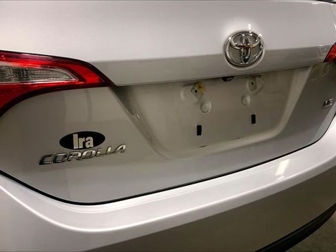 Used 2016 Toyota Corolla LE FWD image 31
